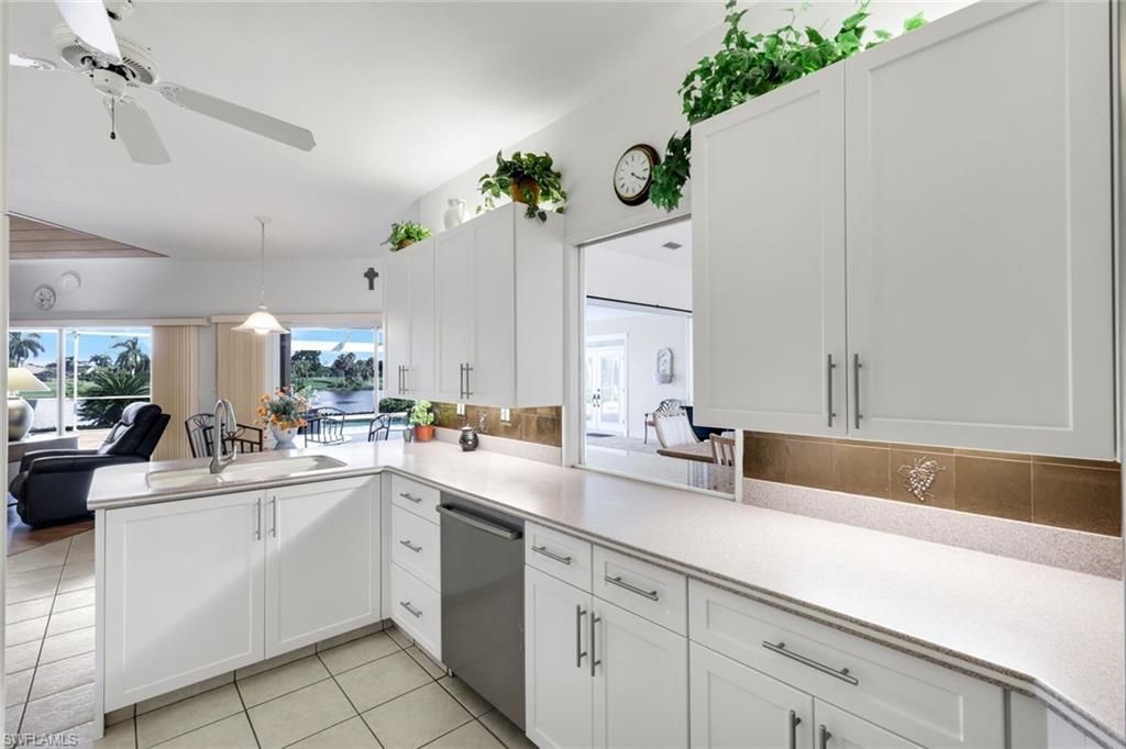 16111 Forest Oaks Dr, Fort Myers, FL 33908 Photo