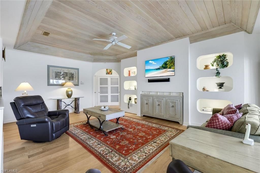 16111 Forest Oaks Dr, Fort Myers, FL 33908 Photo