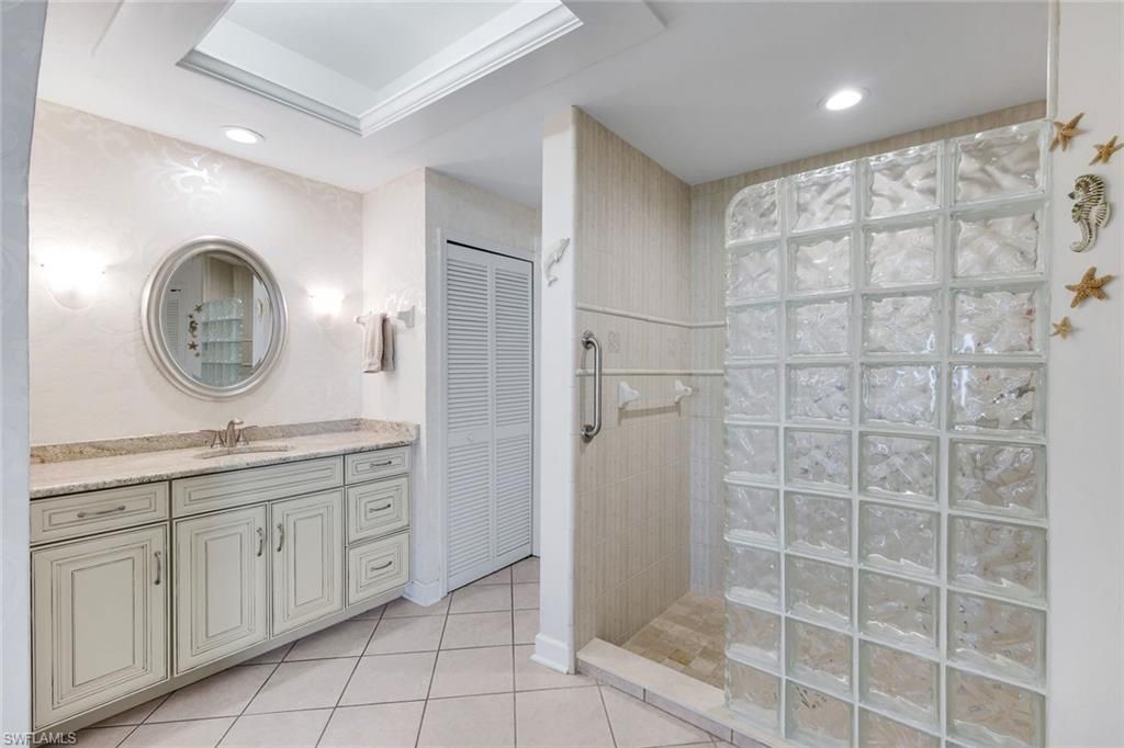 16111 Forest Oaks Dr, Fort Myers, FL 33908 Photo