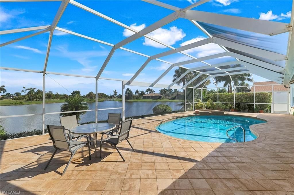 16111 Forest Oaks Dr, Fort Myers, FL 33908 Photo