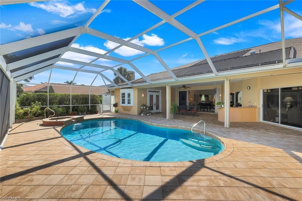 16111 Forest Oaks Dr, Fort Myers, FL 33908 Photo