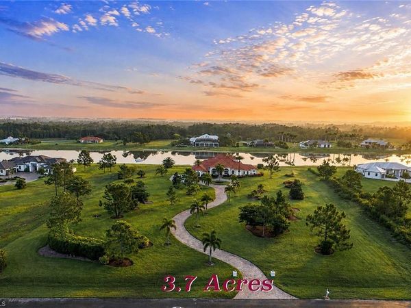 20301 Barefoot Ski BLVD, ESTERO, FL 33928