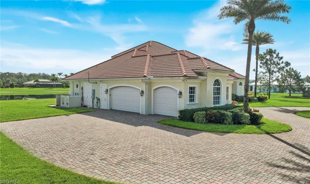 20301 Barefoot Ski Blvd, Estero, FL 33928 Photo