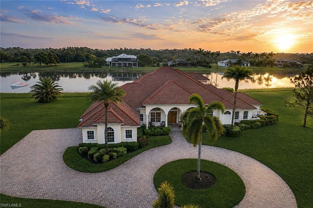20301 Barefoot Ski Blvd, Estero, FL 33928 Photo