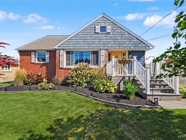 32 Hamilton Avenue , Buffalo, NY 14218