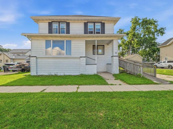 10 N Watertown Street, Waupun, WI 53963