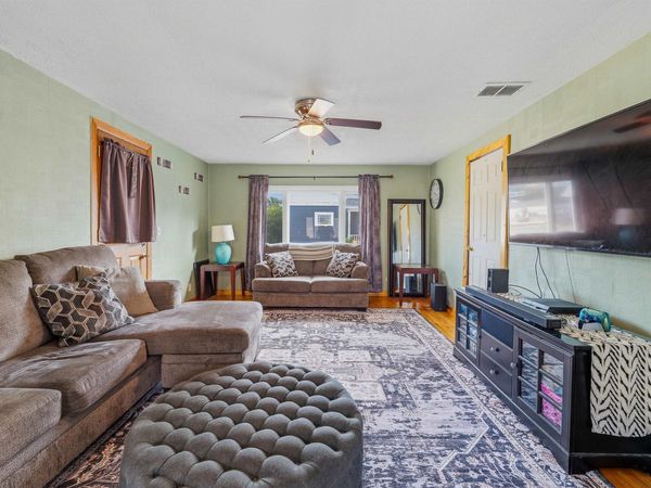10 N Watertown Street, Waupun, WI 53963