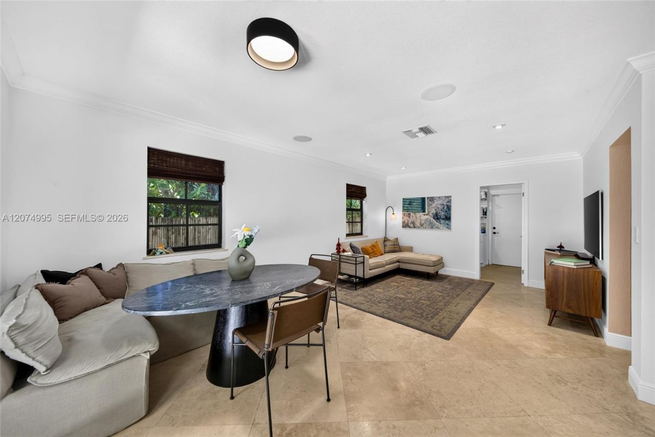 1043 Alfonso Ave, Coral Gables, FL 33146 Photo