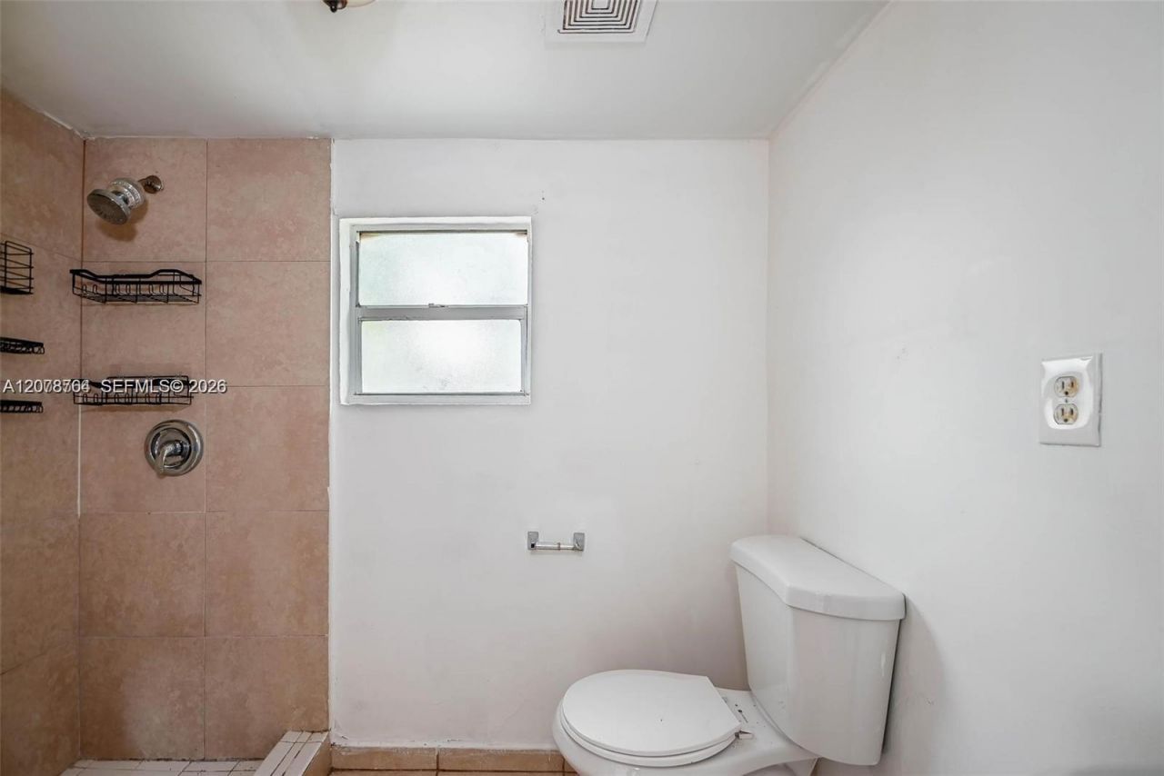 2800 SW 16th Ter , Miami, FL 33145 Photo
