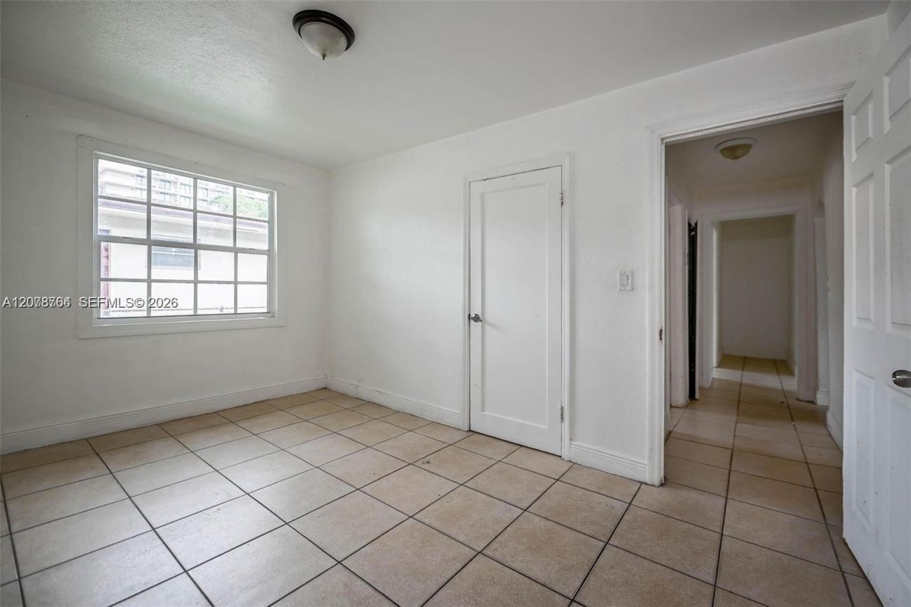 2800 SW 16th Ter , Miami, FL 33145 Photo