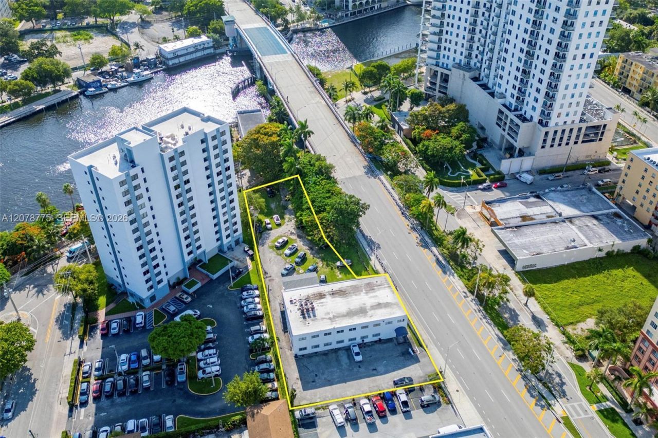529 W Flagler St, Miami, FL 33130 Photo