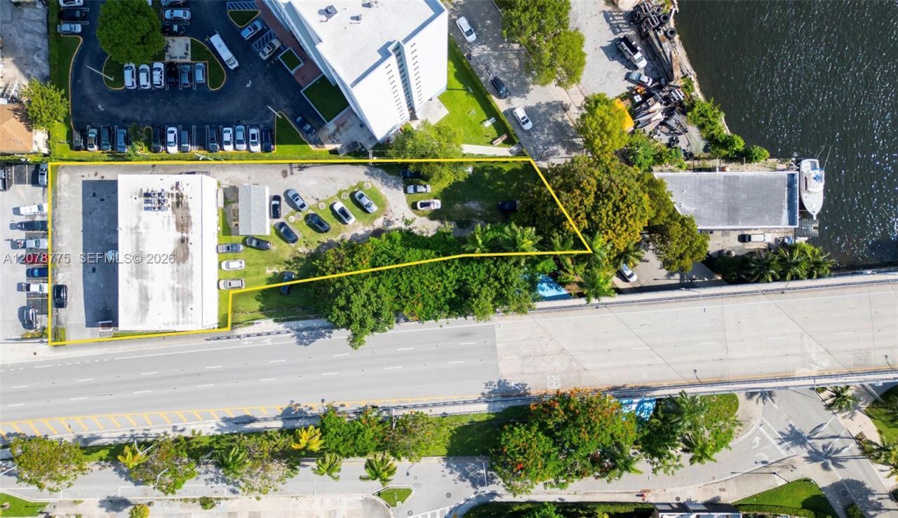529 W Flagler St, Miami, FL 33130 Photo