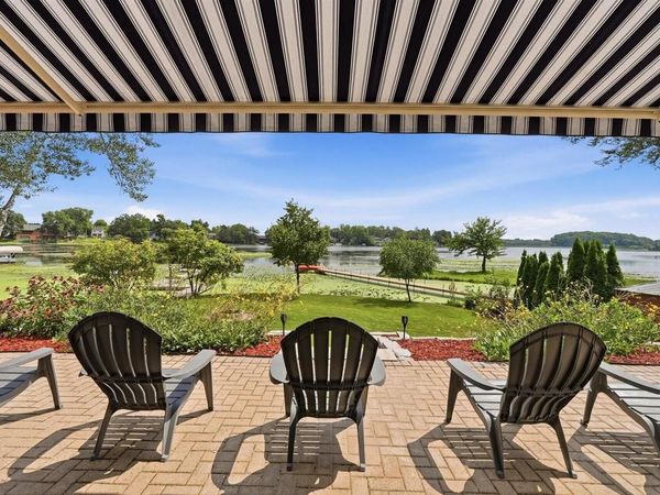 5601 Scenery DRIVE, Waterford, WI 53185