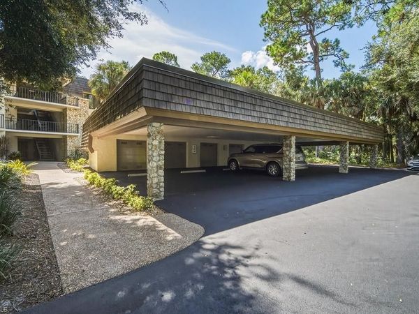 103 Clubhouse DR , Unit 152, NAPLES, FL 34105