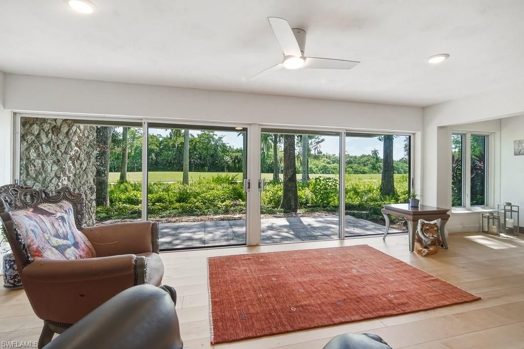 103 Clubhouse Dr, Unit 152, Naples, FL 34105 Photo