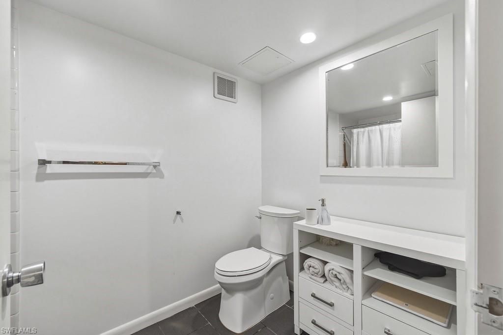 103 Clubhouse Dr, Unit 152, Naples, FL 34105 Photo