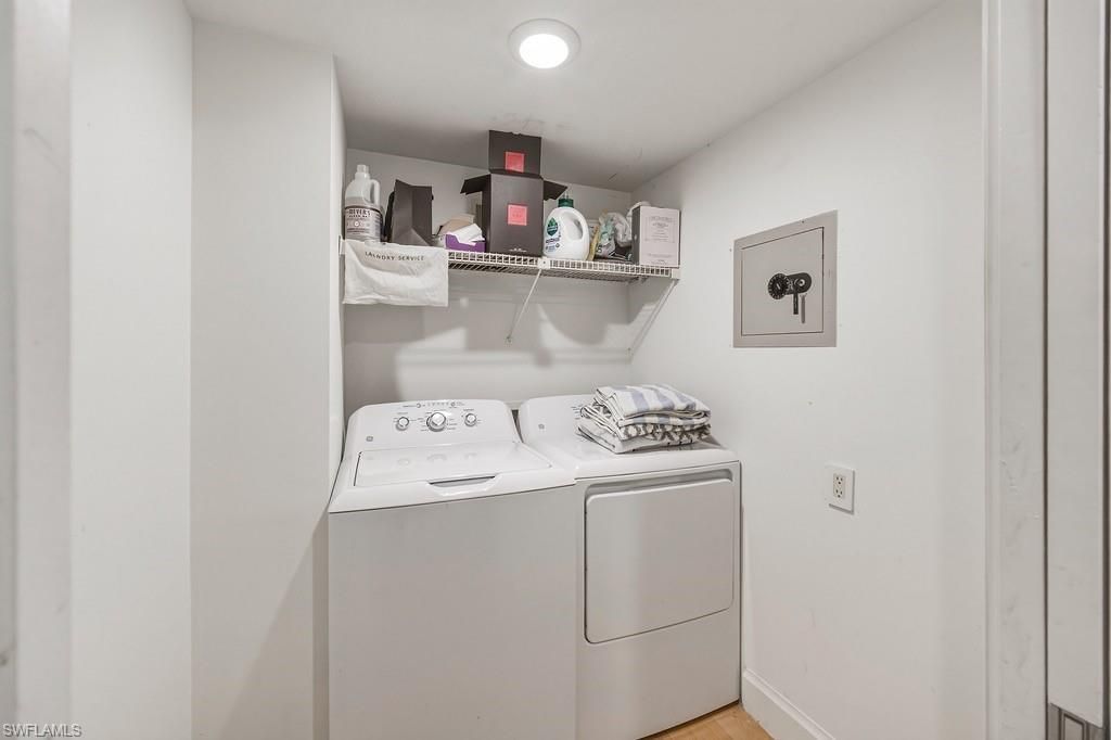 103 Clubhouse Dr, Unit 152, Naples, FL 34105 Photo