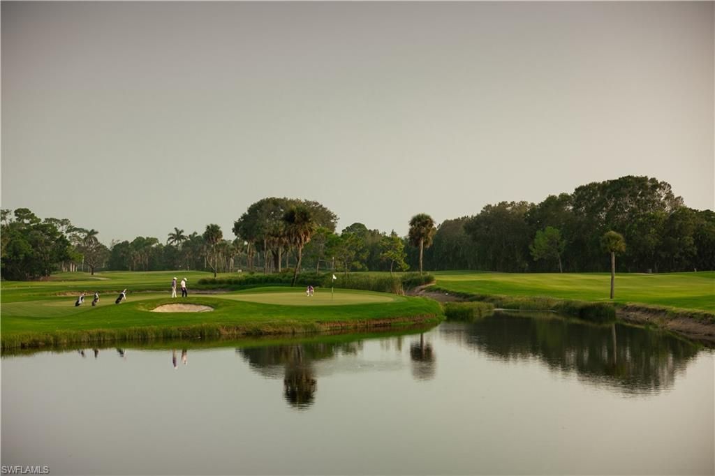 103 Clubhouse Dr, Unit 152, Naples, FL 34105 Photo