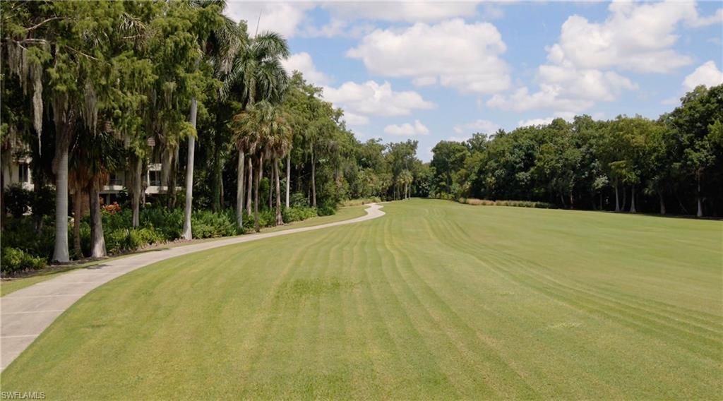103 Clubhouse Dr, Unit 152, Naples, FL 34105 Photo