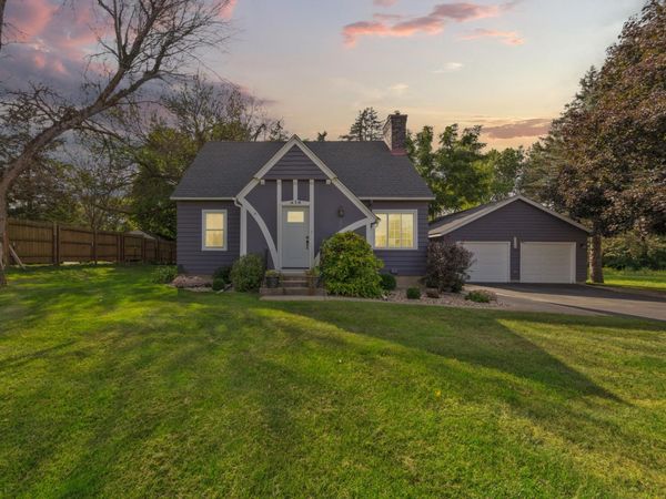 418 Prairie Avenue , Faribault, MN 55021