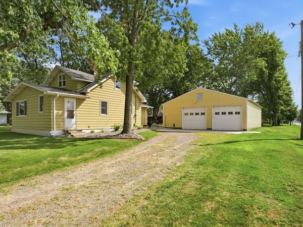 420 1st Street NE, Avon, MN 56310