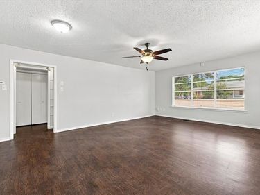 1900 Sutter Street , Unit A, Fort Worth, TX 76107