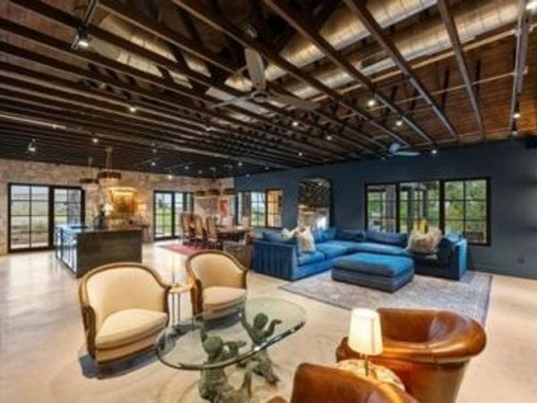 669 El Rancho Cima, Fischer, TX 78623