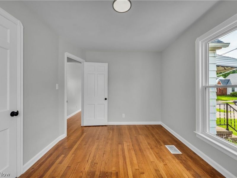 12000 Wayland Avenue, Cleveland, OH 44111 Photo 11
