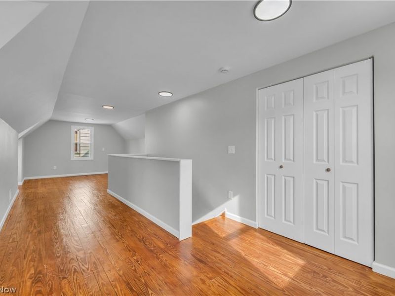 12000 Wayland Avenue, Cleveland, OH 44111 Photo 16