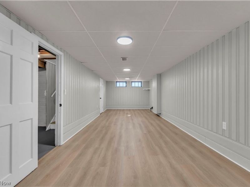 12000 Wayland Avenue, Cleveland, OH 44111 Photo 21