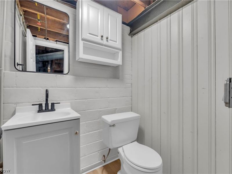 12000 Wayland Avenue, Cleveland, OH 44111 Photo 22