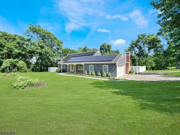 9 Lake Pochung Rd, Vernon, NJ 07461