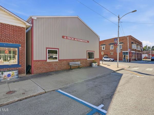 101 E Main Street, Wayne, OH 43466