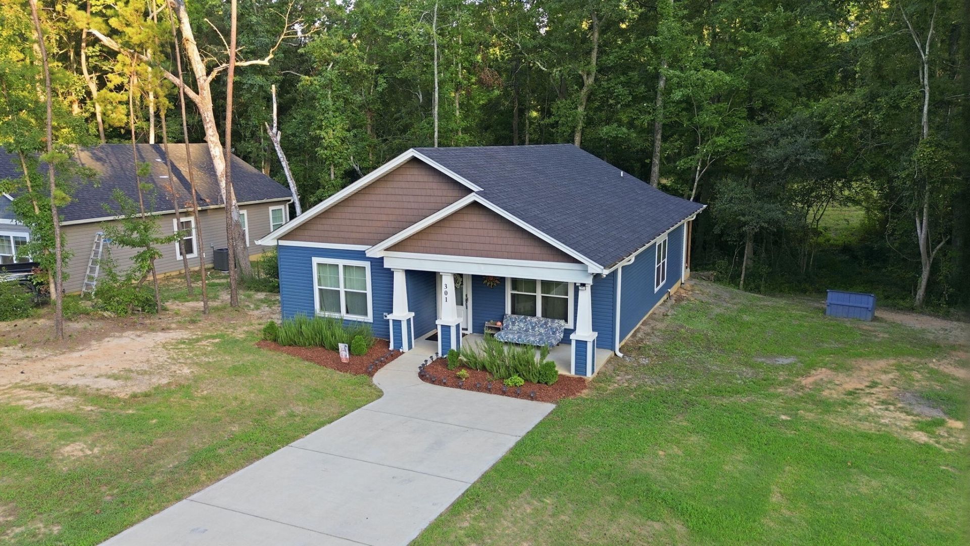 301 Country Club Road Photo 32