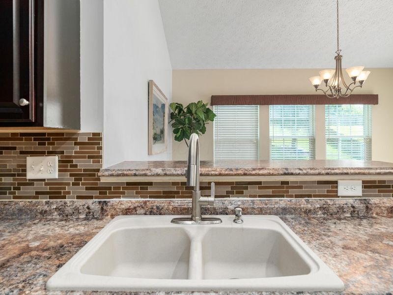 568 Stone Shadow Drive, Blacklick, OH 43004 Photo 17