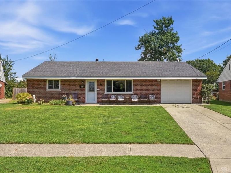 12146 Audie Court, Springdale, OH 45246 Photo 2