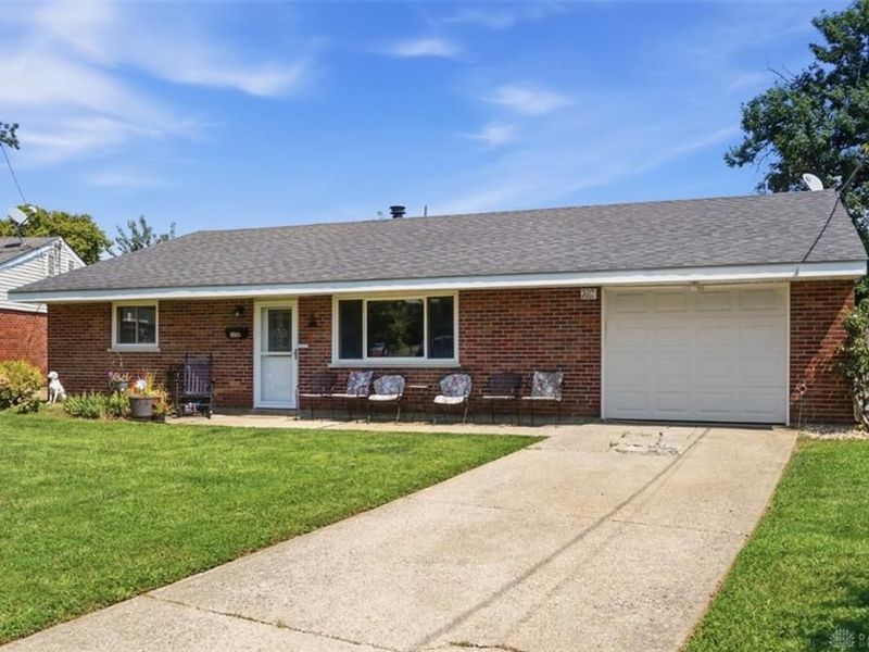 12146 Audie Court, Springdale, OH 45246 Photo 3