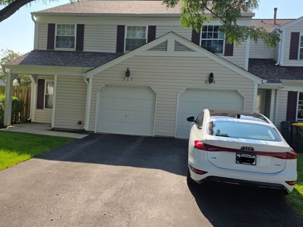 505 Nebraska Circle , Carol Stream, IL 60188