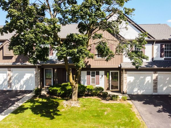 40 Crab Tree Drive, Westmont, IL 60559
