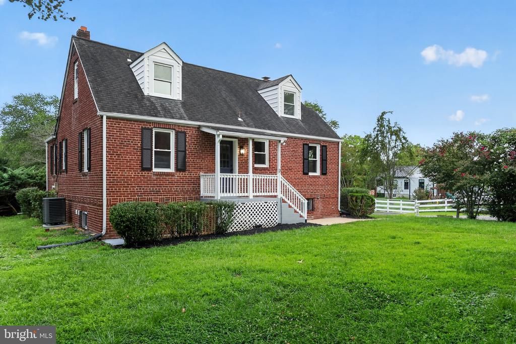 10904 LIVINGSTON ROAD, FORT WASHINGTON, MD 20744