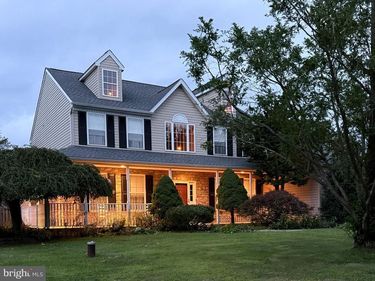 142 CLOVER LANE, PERKIOMENVILLE, PA 18074