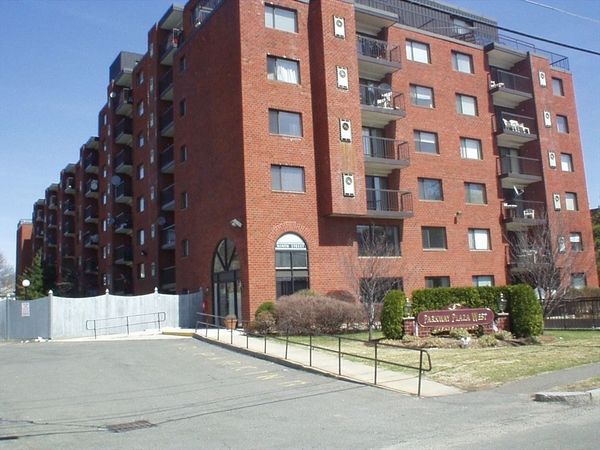 8 Ninth Street, Unit 102, Medford, MA 02155
