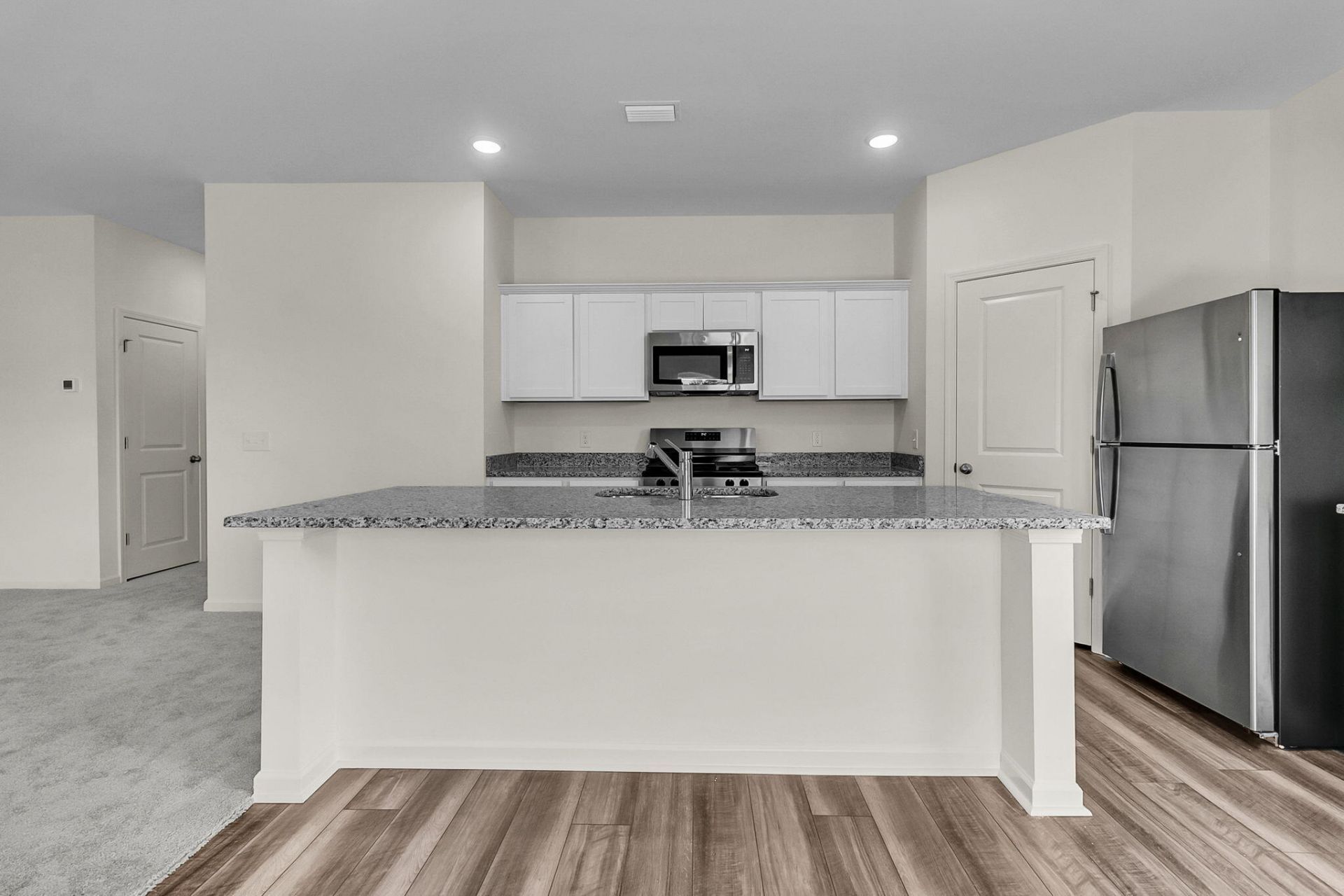 5320 Cottage Landing Drive Photo 4