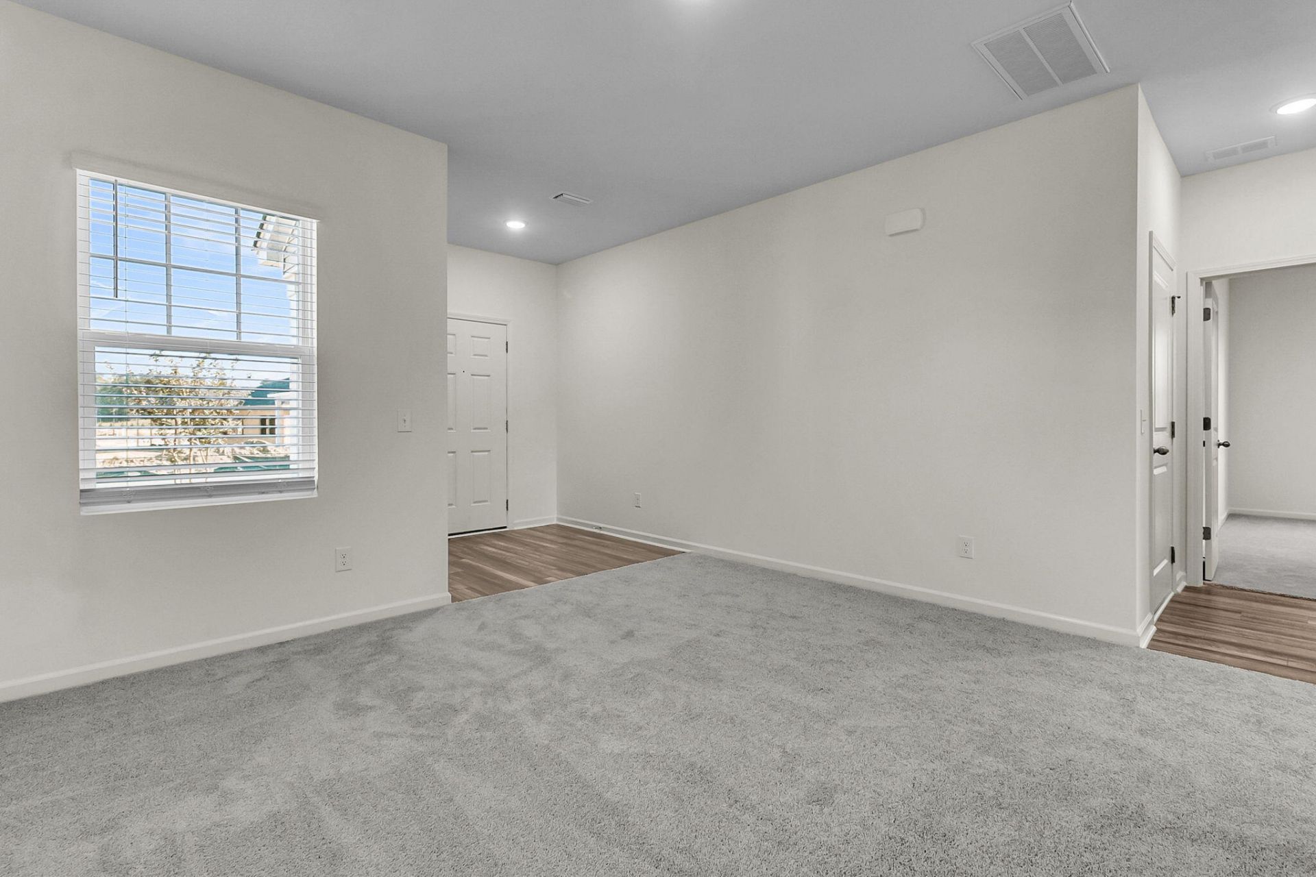 5320 Cottage Landing Drive Photo 9