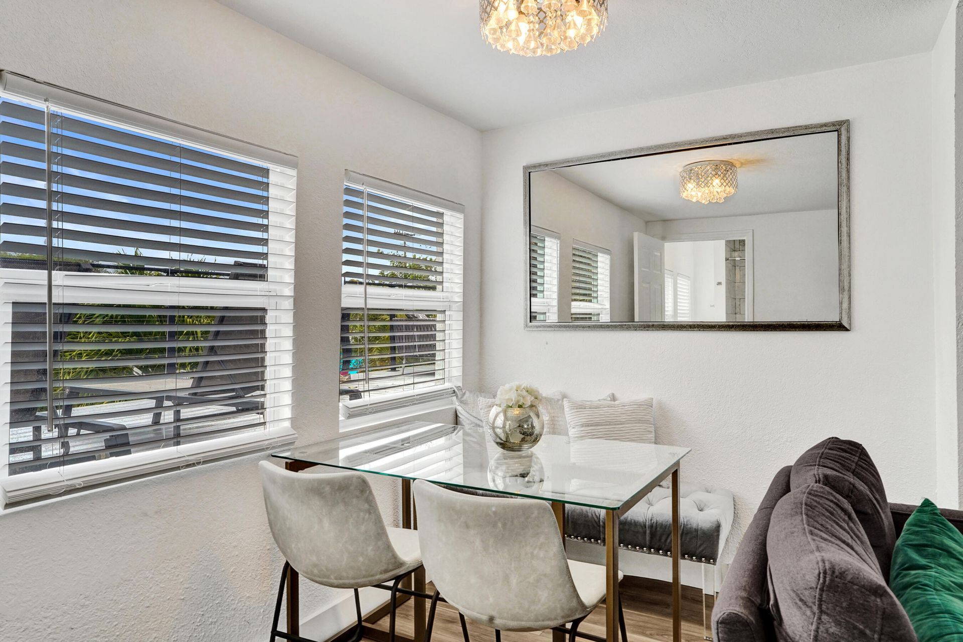 311 SE 3rd Avenue, Unit Upstairs, Delray Beach, FL 33483 Photo