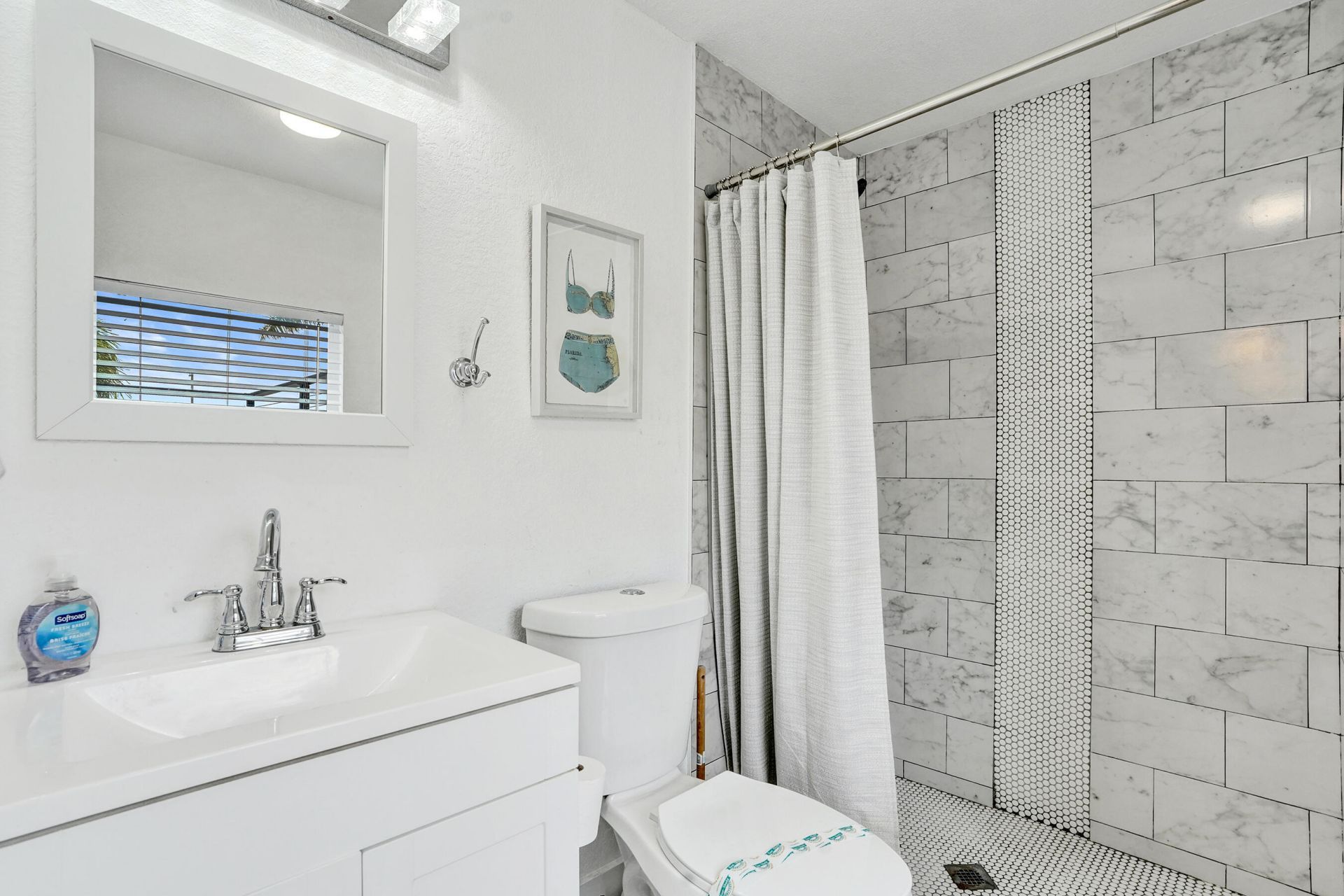 311 SE 3rd Avenue, Unit Upstairs, Delray Beach, FL 33483 Photo