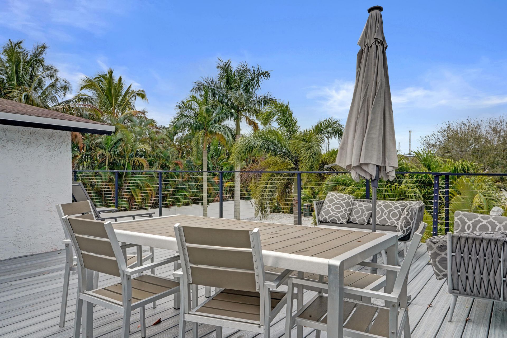 311 SE 3rd Avenue, Unit Upstairs, Delray Beach, FL 33483 Photo