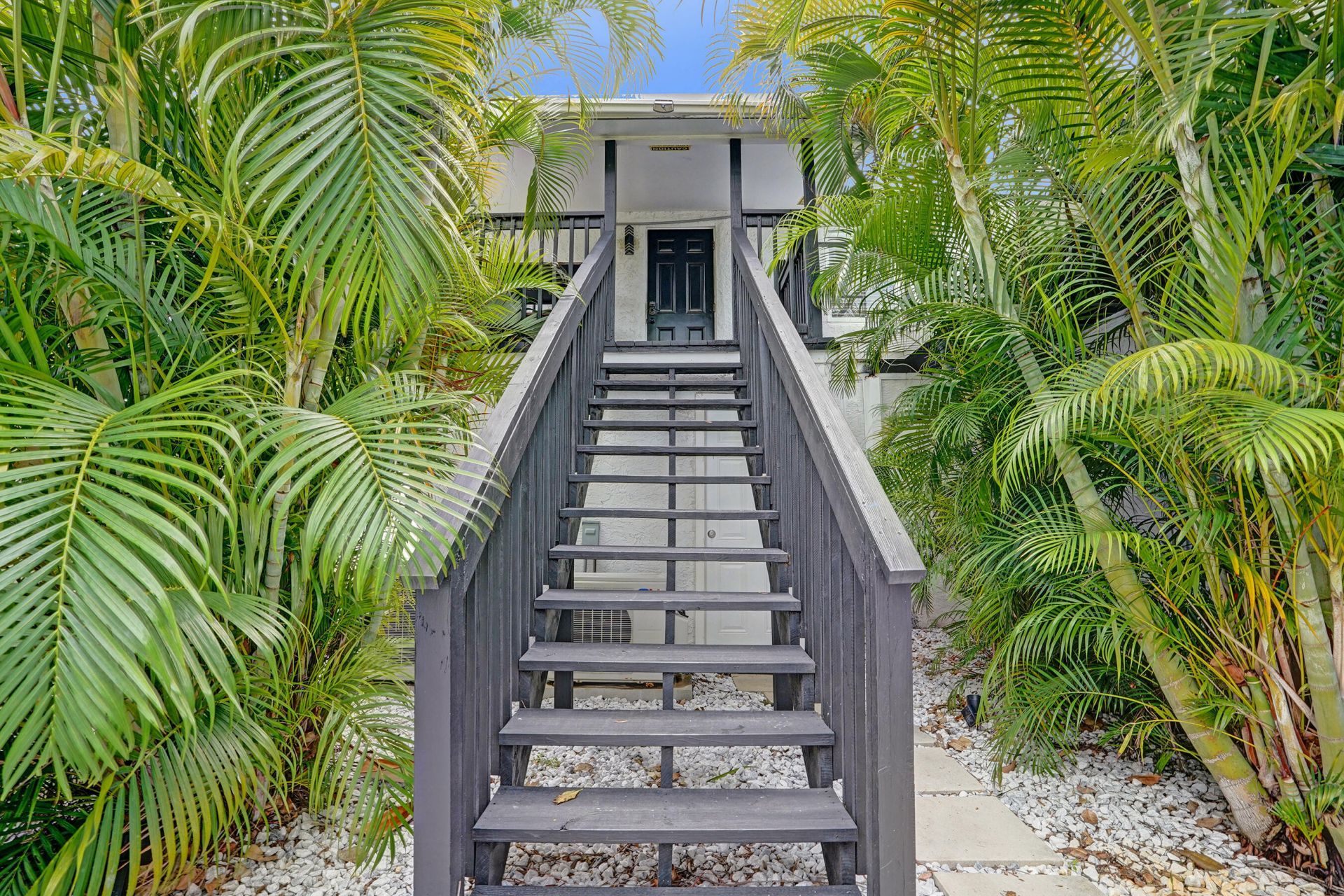 311 SE 3rd Avenue, Unit Upstairs, Delray Beach, FL 33483 Photo