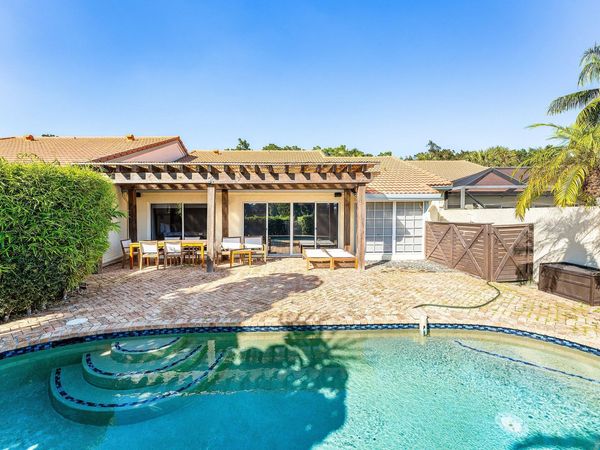 2312 Las Casitas Drive, Wellington, FL 33414