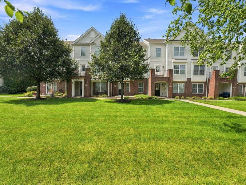 5964 Woodshire Drive, Unit 206, Westerville, OH 43081 Photo 3
